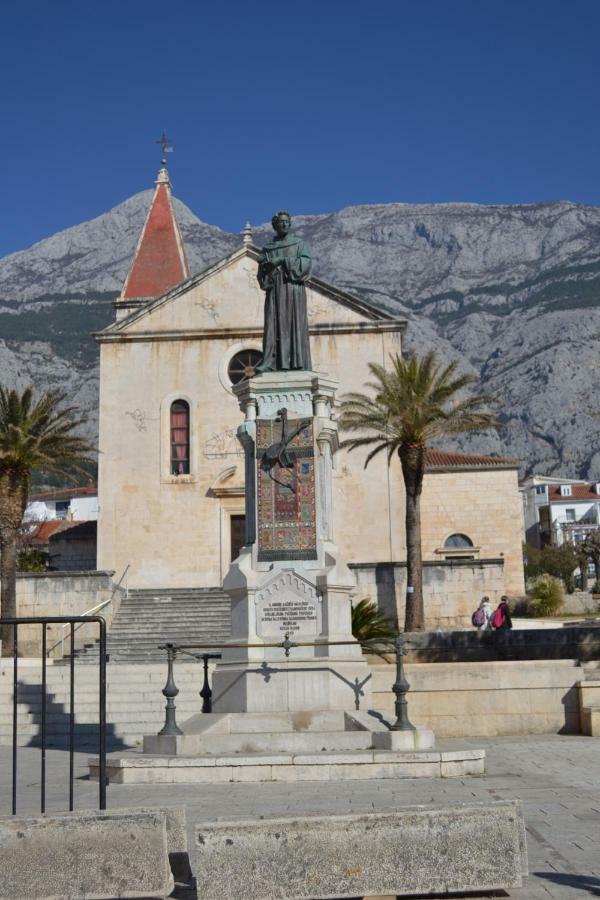 Apartment Jadranka Makarska Bagian luar foto